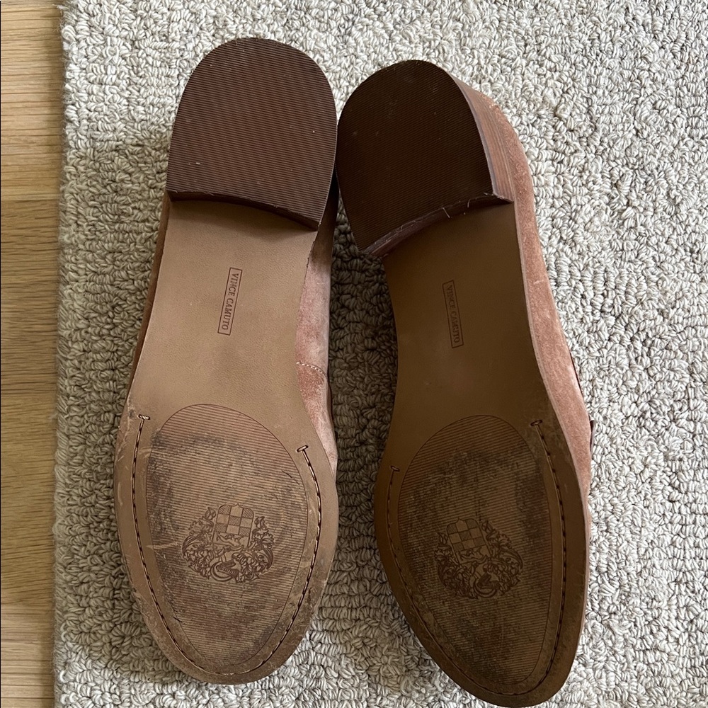 Women’s Vince Camuto Brown Colin Loafers - Picture 4 of 6